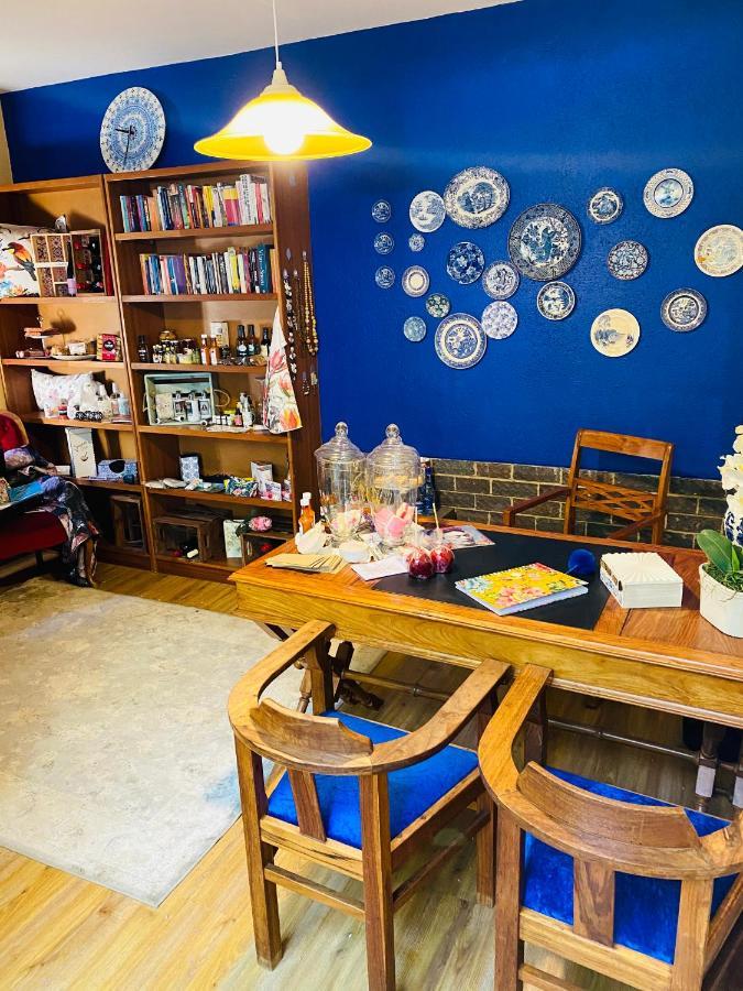 Bella Blue Guesthouse Блоемфонтейн Екстериор снимка