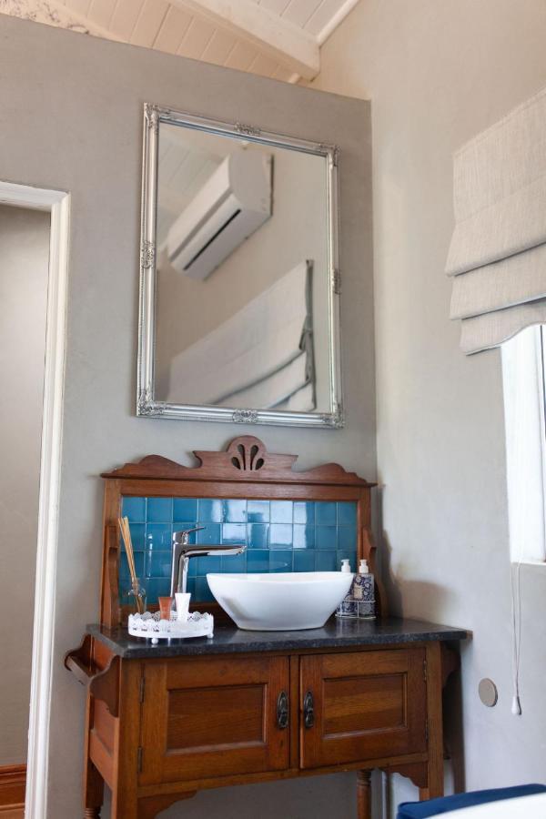 Bella Blue Guesthouse Блоемфонтейн Екстериор снимка