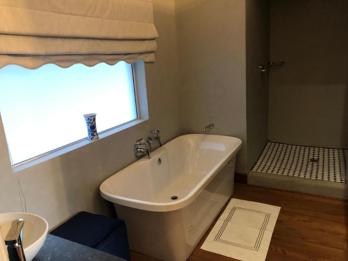 Bella Blue Guesthouse Блоемфонтейн Екстериор снимка