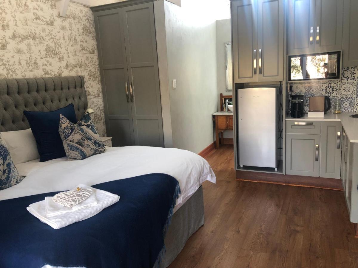 Bella Blue Guesthouse Блоемфонтейн Екстериор снимка